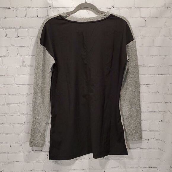 LOFT Ann Taylor gray and black dual texture pull over sweater - Picture 4 of 4